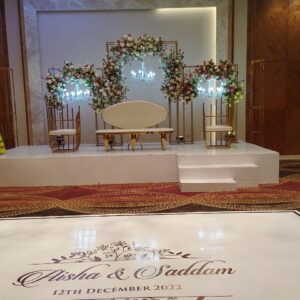 Half-Circle Wedding Flower Arrangement at Dais